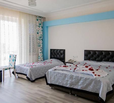 Deniz Hotel Финике Экстерьер фото